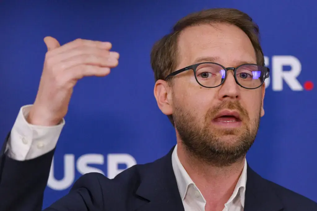 Fritz acuză PSD de 'capcană' neconstituțională: Amendamentul la legea integrității, o bombă cu ceas