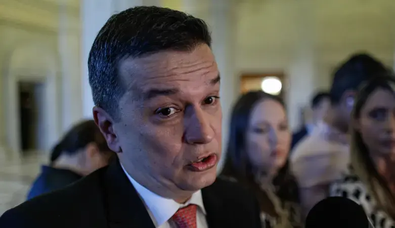 Grindeanu, în scandal cu Transporturile: Ciocolată în loc de autostrăzi?