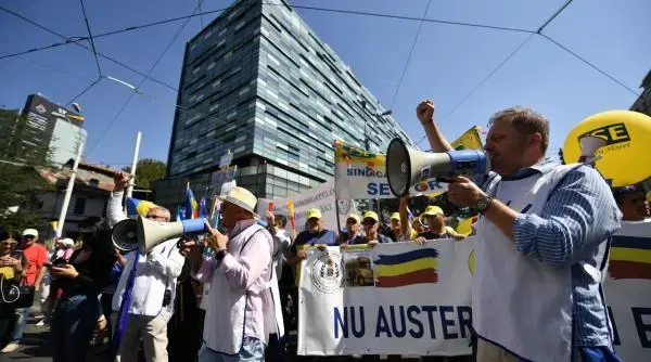 Peste 150.000 de cetățeni duc o lege importantă în Parlament