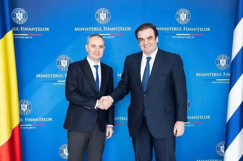 Alexandru Nazare, discuții la București cu ministrul grec al Finanțelor