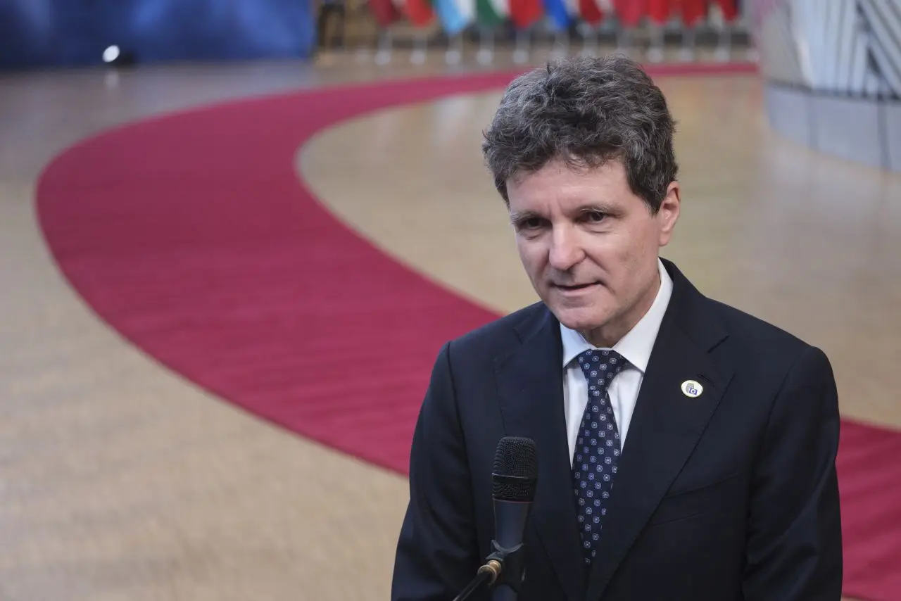 Nicușor Dan: Politicienii sunt imaturi, dar decid corect pe problemele esențiale