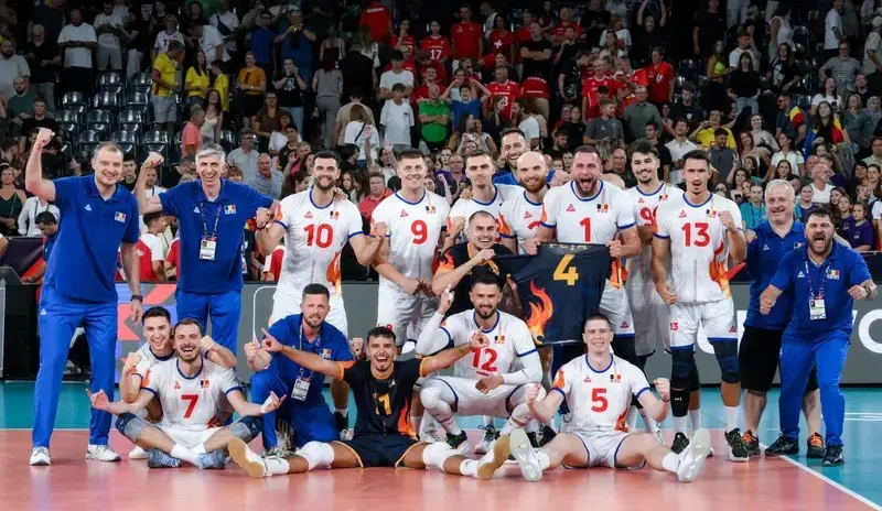 România învinge Ucraina și se califică în sferturile EuroVolley 2026