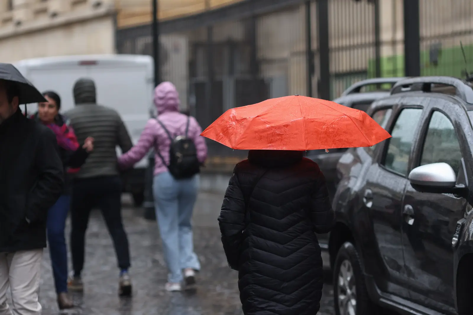 Temperaturile scad și ploile apar în toată țara, avertizează ANM