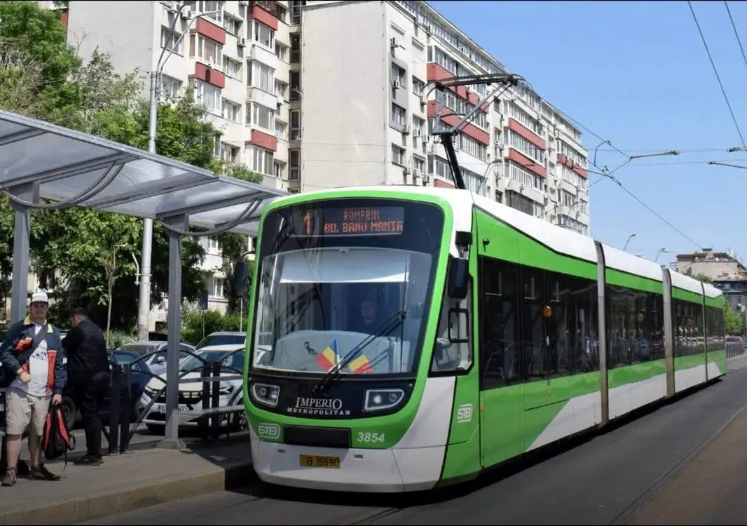 Bucureștiul primește 87,44 milioane euro pentru noi autobuze și tramvaie în transportul public