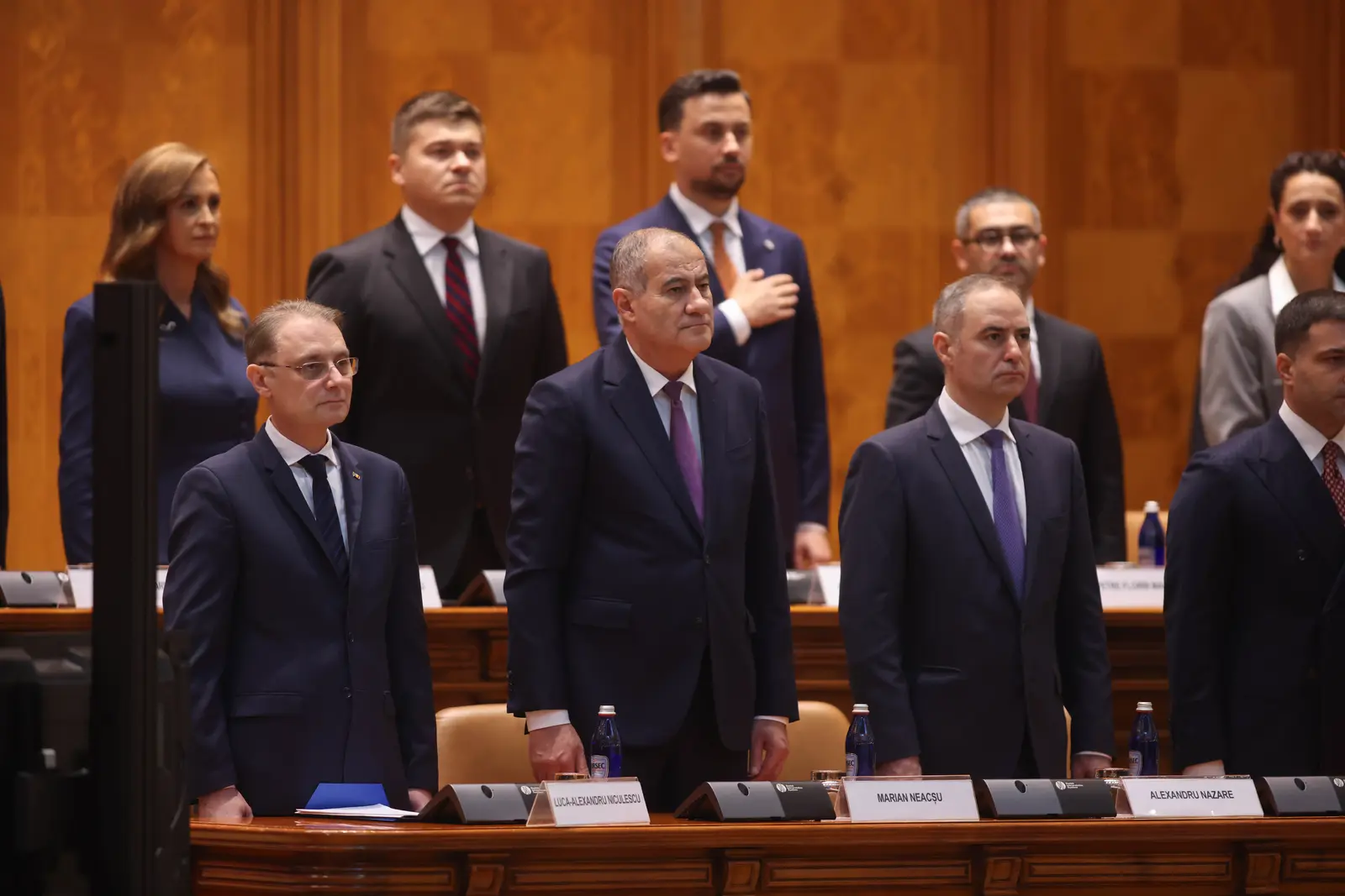 Dan prezintă noul Guvern: jurământul la 19.00