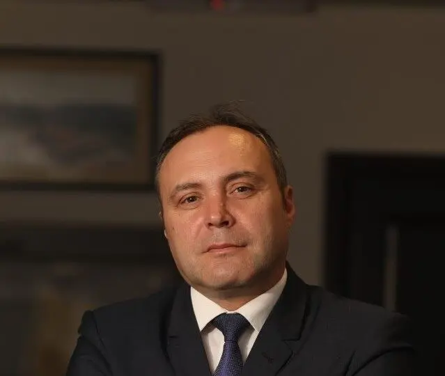 Dumitru Chisăliță vrea reducerea accizei la benzină ca prioritate pentru Ministerul Energiei