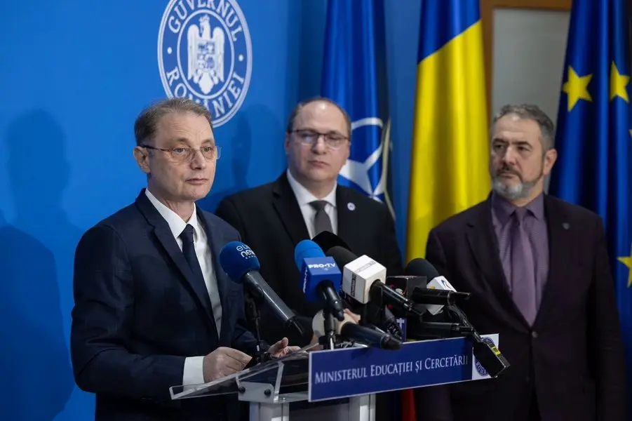 Guvernul impune toleranță zero pentru armele albe din școli