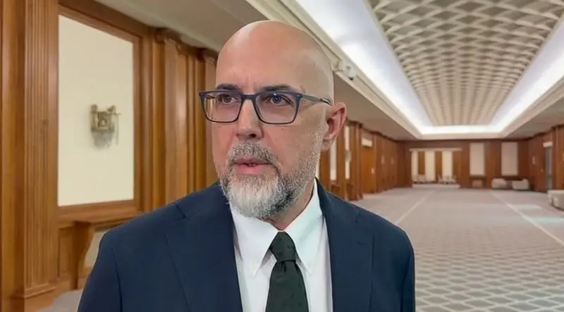 Kelemen Hunor: Guvernul minoritar va trece votul de mâine, dar va trebui să negocieze fiecare proiect