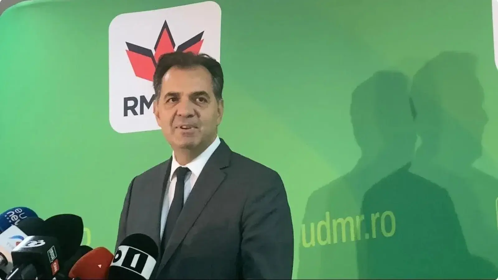 Luca Niculescu ar putea avea guvernul cu sprijinul UDMR, chiar fără miniștri maghiari