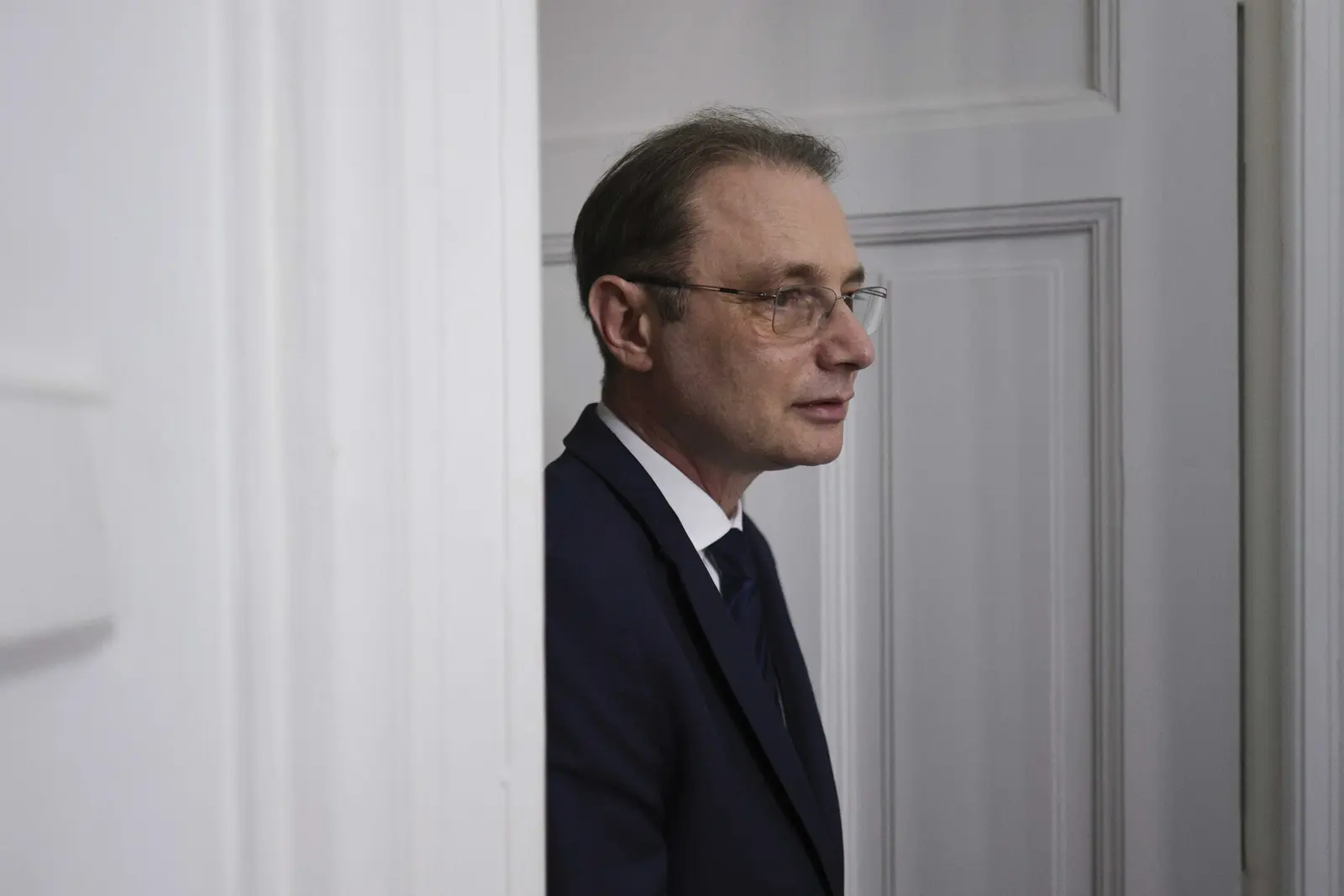 Luca Niculescu: Suntem în proces de depunere a listei de miniștri și a programului de guvernare / Dorința este să nu