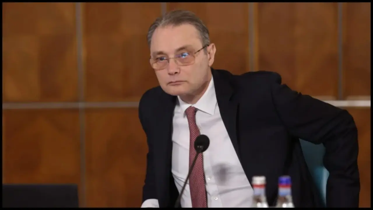 Luca Niculescu negociază cu viitorii miniștri și semnează acordul cu Ilie Bolojan