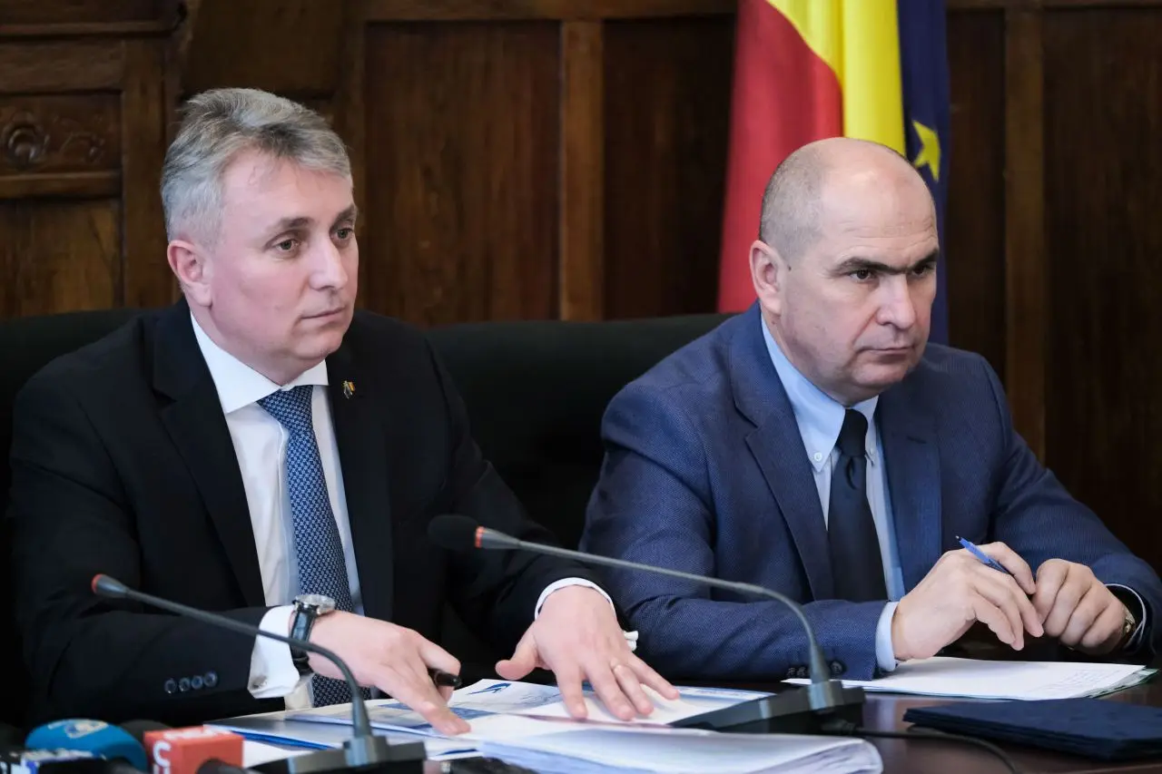 Lucian Bode: Guvernul Niculescu are prea mulți miniștri PNL — un caz fără precedent