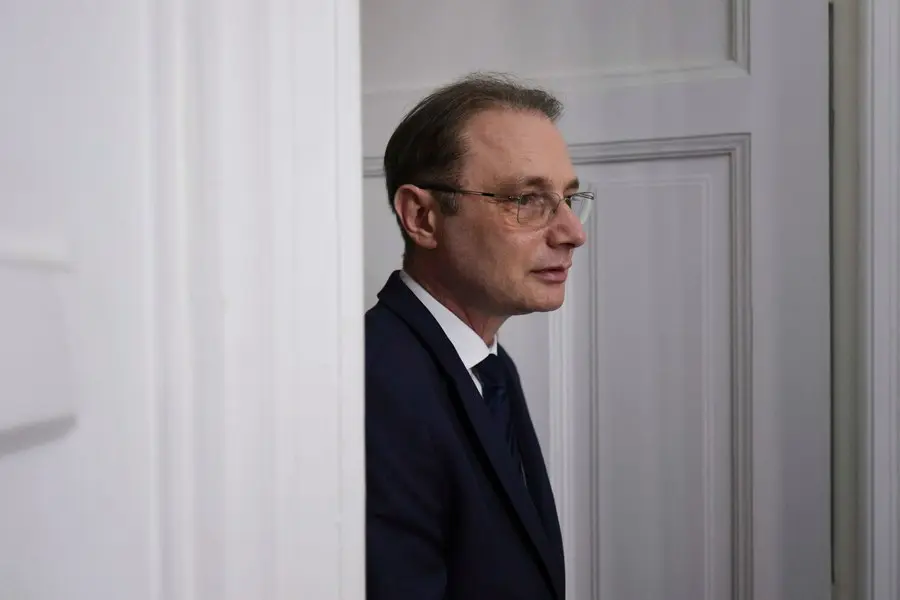 Niculescu clarifică dacă va negocia cu AUR pentru susținerea guvernului
