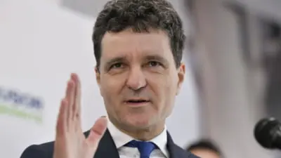 Nicușor Dan cere CCR să anuleze statutul de municipiu al Voluntari