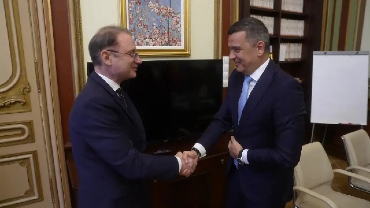 Premierul Luca Niculescu găsește un punct comun cu PSD, PNL și UDMR după prima zi de negocieri