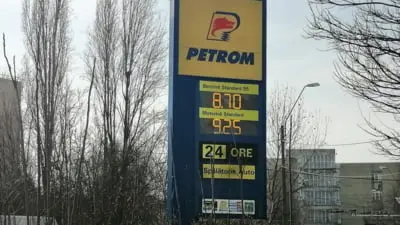 Benzina a scăzut în preț la benzinării din România, 17 octombrie 2026