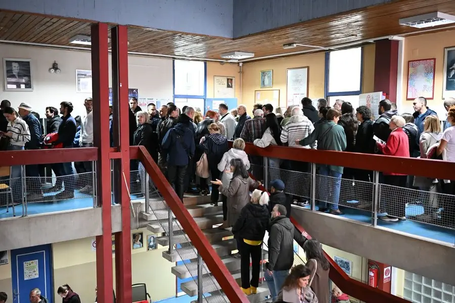 Prezența la vot în Serbia a depășit 64% înainte de închiderea secțiilor
