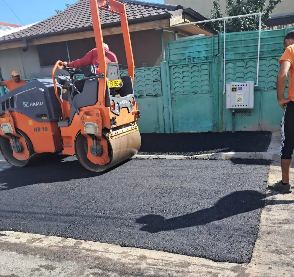 Repararea carosabilului pe strada Șuhaia, Sectorul 5, finalizată de Infrastructură Sector 5