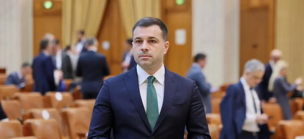 Salarii neplătite de patru luni la CFR Marfă: prima provocare a noului ministru