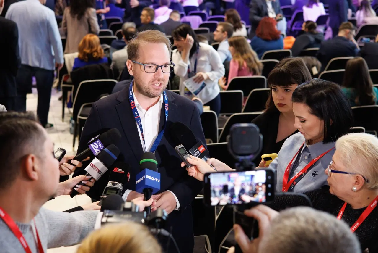 USR a ales noul Birou Național la Timișoara: Radu Miruță, Diana Buzoianu și Dan Barna vicepreședinți